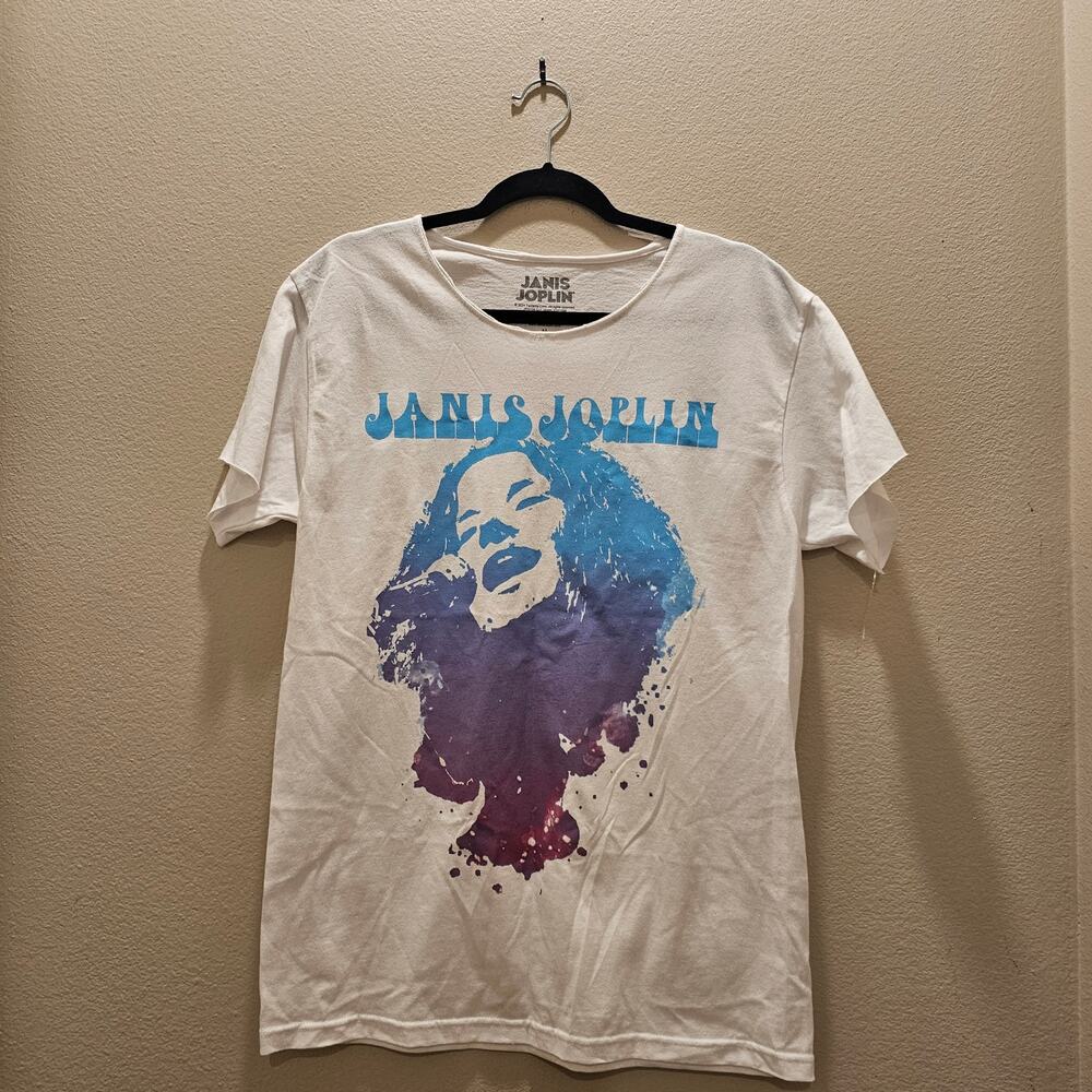 NWOT Janis Joplin T-Shirt Size Medium